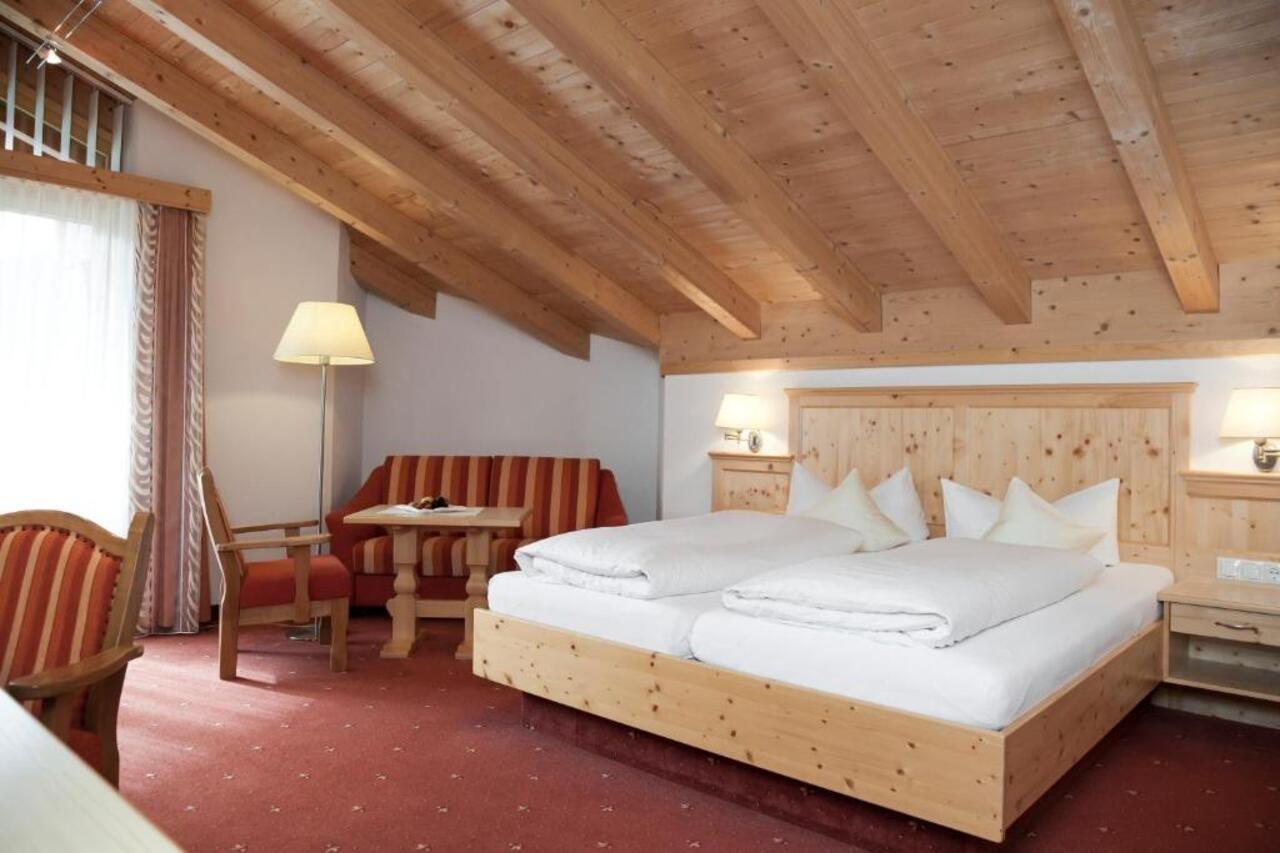 Hotel Troschana Flirsch Esterno foto