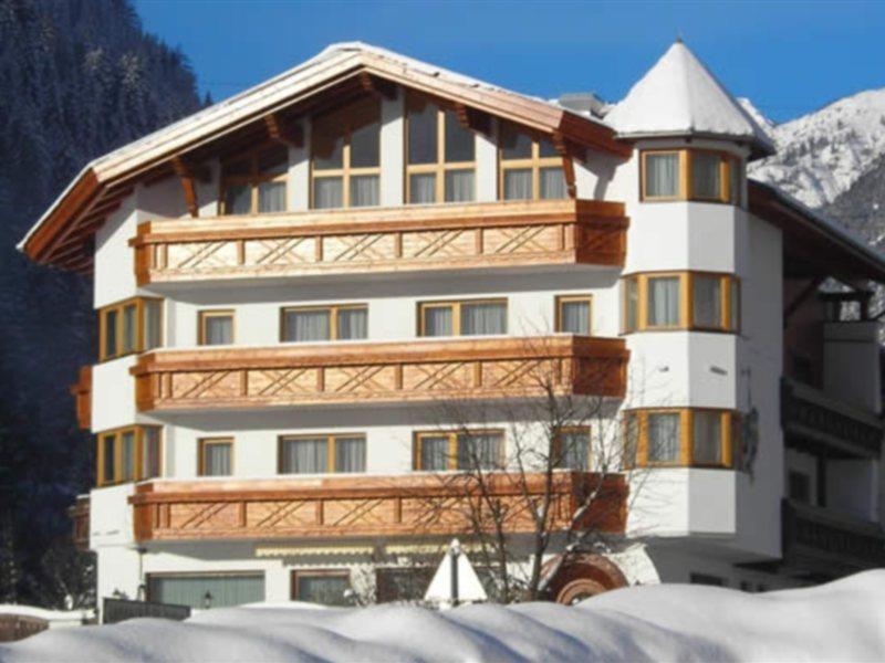 Hotel Troschana Flirsch Esterno foto