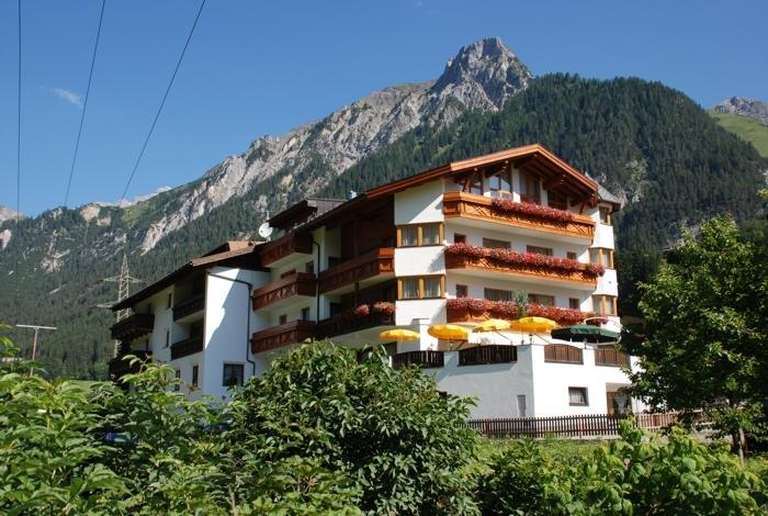Hotel Troschana Flirsch Esterno foto